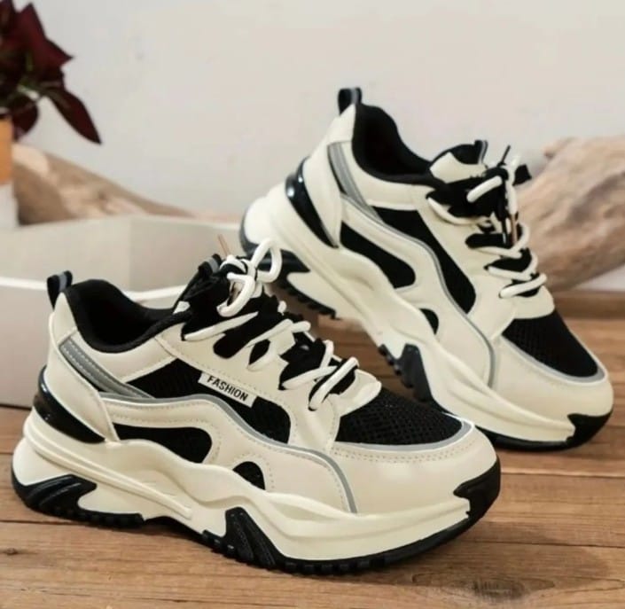 Lace-up Athletic Sneakers - Black
