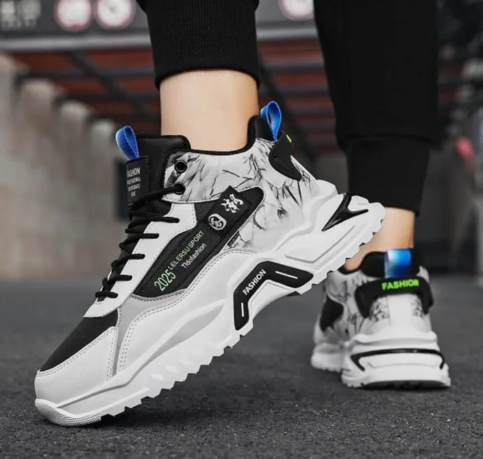 Trendy Urban Sneakers - Black